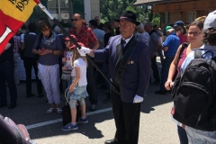 Unser Fähnrich, Hans Geissbühler, in seinem Element.