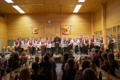 Es ist ein schöner Lohn für die Musikantinnen und Musikanten und ihren Dirigenten, wenn sie vor vollem Haus auftreten dürfen.