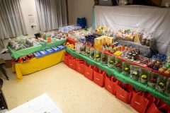 Das Tombola-Team hat viel Lob für die schöne Tombola ernten können.